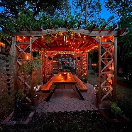 Cozy Private Home, 1 Acre Orchards Near Apple Hill プラサービル エクステリア 写真